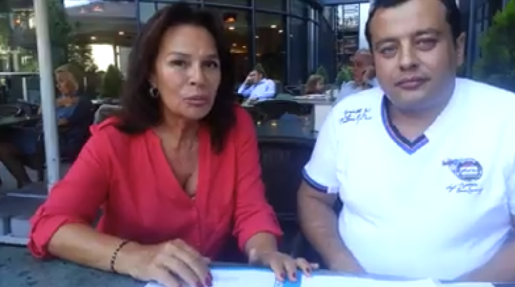 Support from Hülya Koçyiğit.